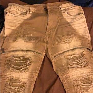 Distressed jeans NWOT